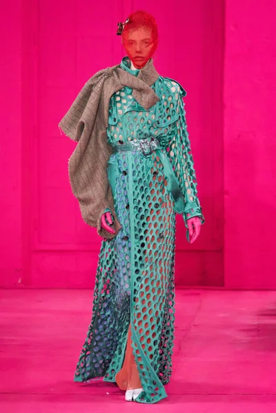 Look 35